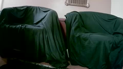 Snapshot of smokeingbitch420 chatting on October 19, 5:08 am love bug online show from October 19, 5:08 am