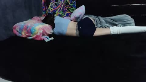 Snapshot of smokeingbitch420 chatting on January 15, 9:47 am love bug online show from January 15, 9:47 am