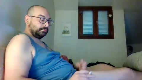 smoker985 online show from December 4, 7:06 am