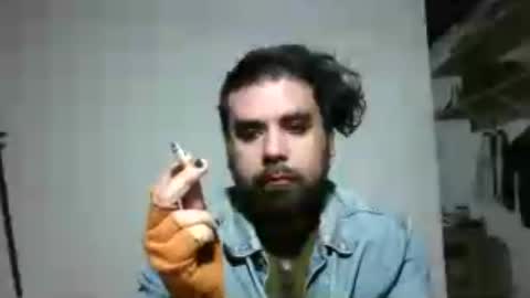 Snapshot of smokers_lounge chatting on June 19, 11:52 pm smokers_lounge online show from June 19, 11:52 pm