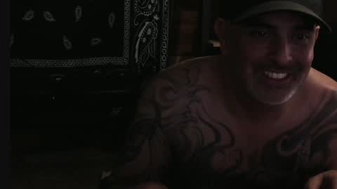 Snapshot of smokey915 chatting on February 7, 8:53 pm Smokey915 online show from February 7, 8:53 pm