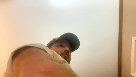 Snapshot of smokeymt420 chatting on February 23, 1:13 am smokeymt420 online show from February 23, 1:13 am