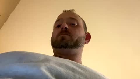 Snapshot of smokeymt420 chatting on March 10, 2:50 am smokeymt420 online show from March 10, 2:50 am