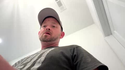 Snapshot of smokeymt420 chatting on September 18, 8:00 pm smokeymt420 online show from September 18, 8:00 pm