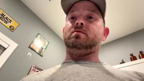 smokeymt420 online show from March 10, 7:13 am