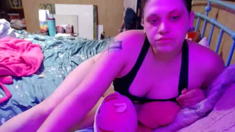 DIAN dee-ann online show from June 11, 12:19 am
