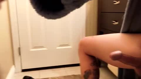 SmokeySmilez online show from December 1, 5:34 am