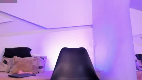 Ethan online show from May 7, 10:04 pm