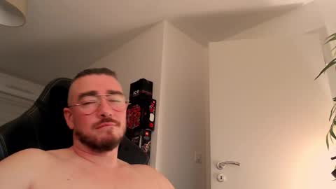 AllDayIDream online show from October 23, 9:13 pm