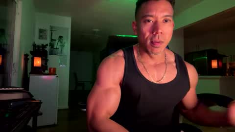 Snapshot of smoothripz chatting on March 22, 2:48 am smoothripz online show from March 22, 2:48 am