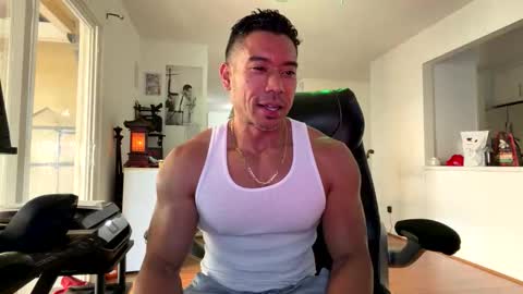 Snapshot of smoothripz chatting on March 29, 4:40 pm smoothripz online show from March 29, 4:40 pm