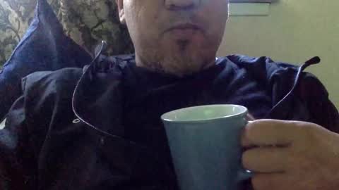 Snapshot of smoothstrik3r chatting on December 6, 5:11 pm smoothstrik3r online show from December 6, 5:11 pm