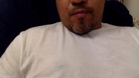 Snapshot of smoothstrik3r chatting on December 10, 2:17 pm smoothstrik3r online show from December 10, 2:17 pm