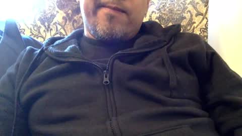 Snapshot of smoothstrik3r chatting on December 12, 5:37 pm smoothstrik3r online show from December 12, 5:37 pm
