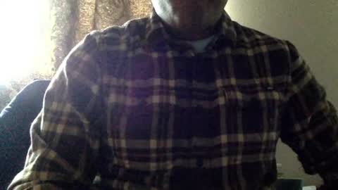 Snapshot of smoothstrik3r chatting on December 13, 4:49 pm smoothstrik3r online show from December 13, 4:49 pm