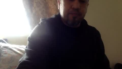Snapshot of smoothstrik3r chatting on February 9, 5:54 pm smoothstrik3r online show from February 9, 5:54 pm