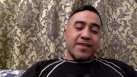 smoothstrik3r online show from February 10, 2:21 pm