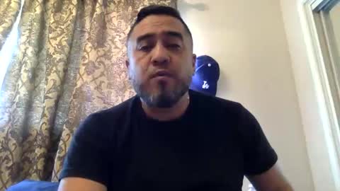 Snapshot of smoothstrik3r chatting on April 11, 7:51 pm smoothstrik3r online show from April 11, 7:51 pm