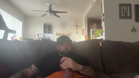 Snapshot of smoothtactix chatting on March 6, 1:02 am SmoothTactix online show from March 6, 1:02 am