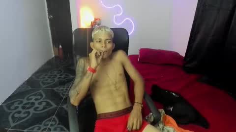 snak_master1 online show from March 10, 7:57 am