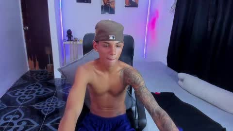 snak_master1 online show from May 8, 8:47 pm