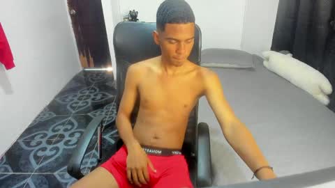 snak_master1 online show from May 11, 12:11 pm