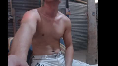 snakeguy08 online show from May 6, 2:55 pm
