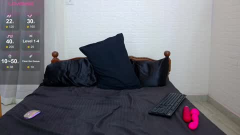 SnejinkaMisha online show from January 24, 1:14 pm