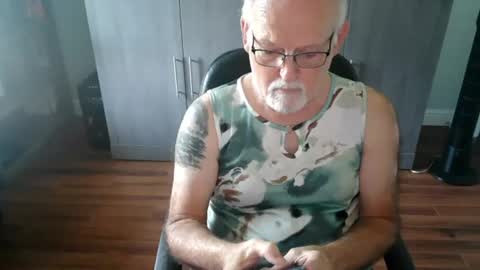 snobird1957 online show from August 6, 7:49 pm