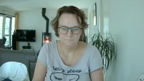 Snoeske and Woodwurm online show from December 13, 2:16 pm