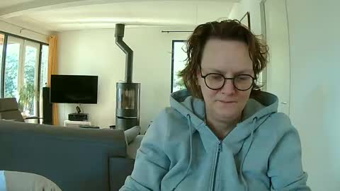 Snoeske and Woodwurm online show from February 17, 1:32 pm