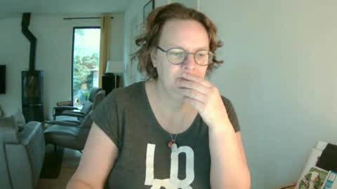 Snoeske and Woodwurm online show from March 7, 6:13 am