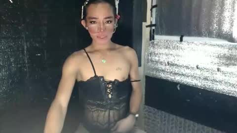 Snapshot of snoky_serna chatting on May 5, 7:27 am snoky_serna online show from May 5, 7:27 am
