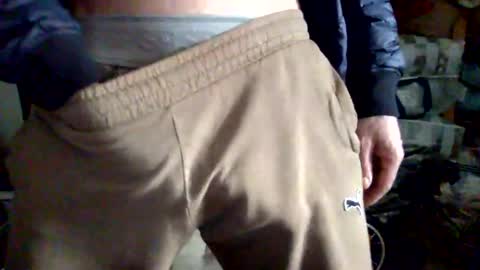 Snapshot of snoopy5644 chatting on December 23, 1:35 pm snoopy5644 online show from December 23, 1:35 pm