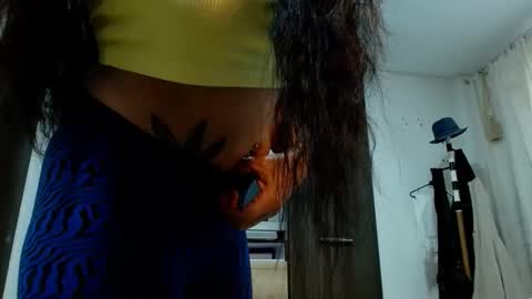 Snapshot of snow_47 chatting on January 22, 8:38 pm snow_47 online show from January 22, 8:38 pm