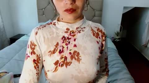 Snapshot of snow_47 chatting on January 14, 2:33 pm snow_47 online show from January 14, 2:33 pm