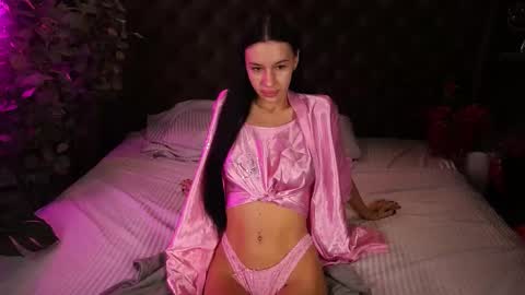 snow_whiteeex online show from November 2, 6:38 am