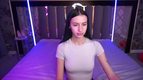 snow_whiteeex online show from March 1, 6:37 am