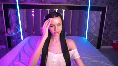 snow_whiteeex online show from March 12, 6:52 am