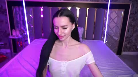 snow_whiteeex online show from March 15, 6:41 am