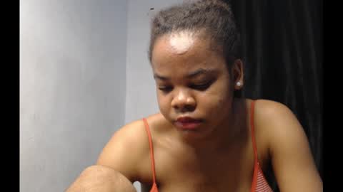 Snapshot of snowdrop5 chatting on January 15, 2:49 am snowdrop5 online show from January 15, 2:49 am