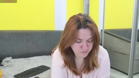 Snapshot of snowflakec chatting on December 7, 9:44 pm snowflakec online show from December 7, 9:44 pm