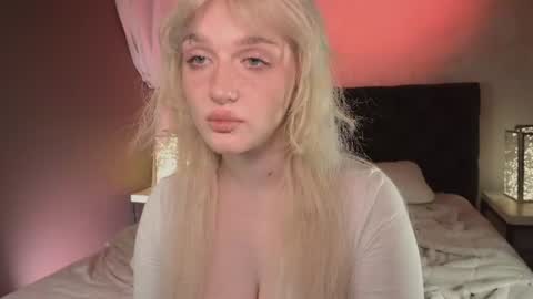 Ellie online show from June 26, 5:34 am