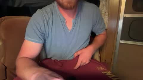 snowtrooper888 online show from April 26, 3:15 am