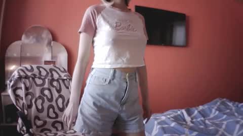 Anna online show from February 5, 7:13 am