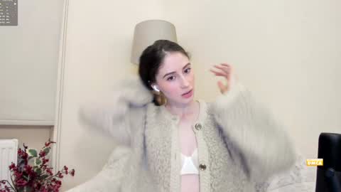 Ann online show from December 28, 6:28 am