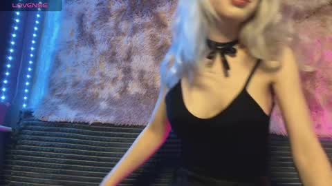 Snapshot of snowy_alice chatting on April 10, 4:55 pm snowy_alice online show from April 10, 4:55 pm