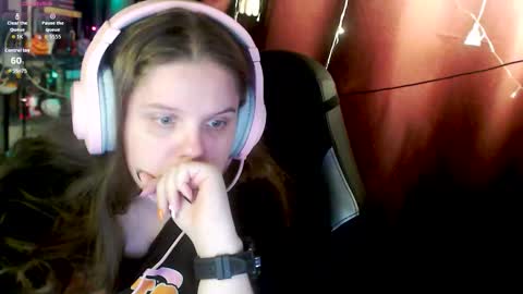 Snapshot of so_cute777 chatting on October 28, 9:17 pm so cute777 online show from October 28, 9:17 pm