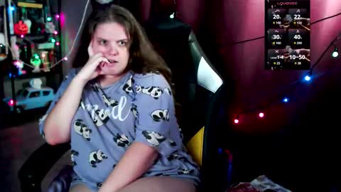 Snapshot of so_cute777 chatting on December 1, 7:35 am so cute777 online show from December 1, 7:35 am