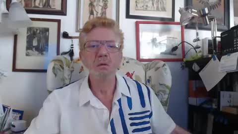 ImYourBitch online show from October 26, 8:04 pm